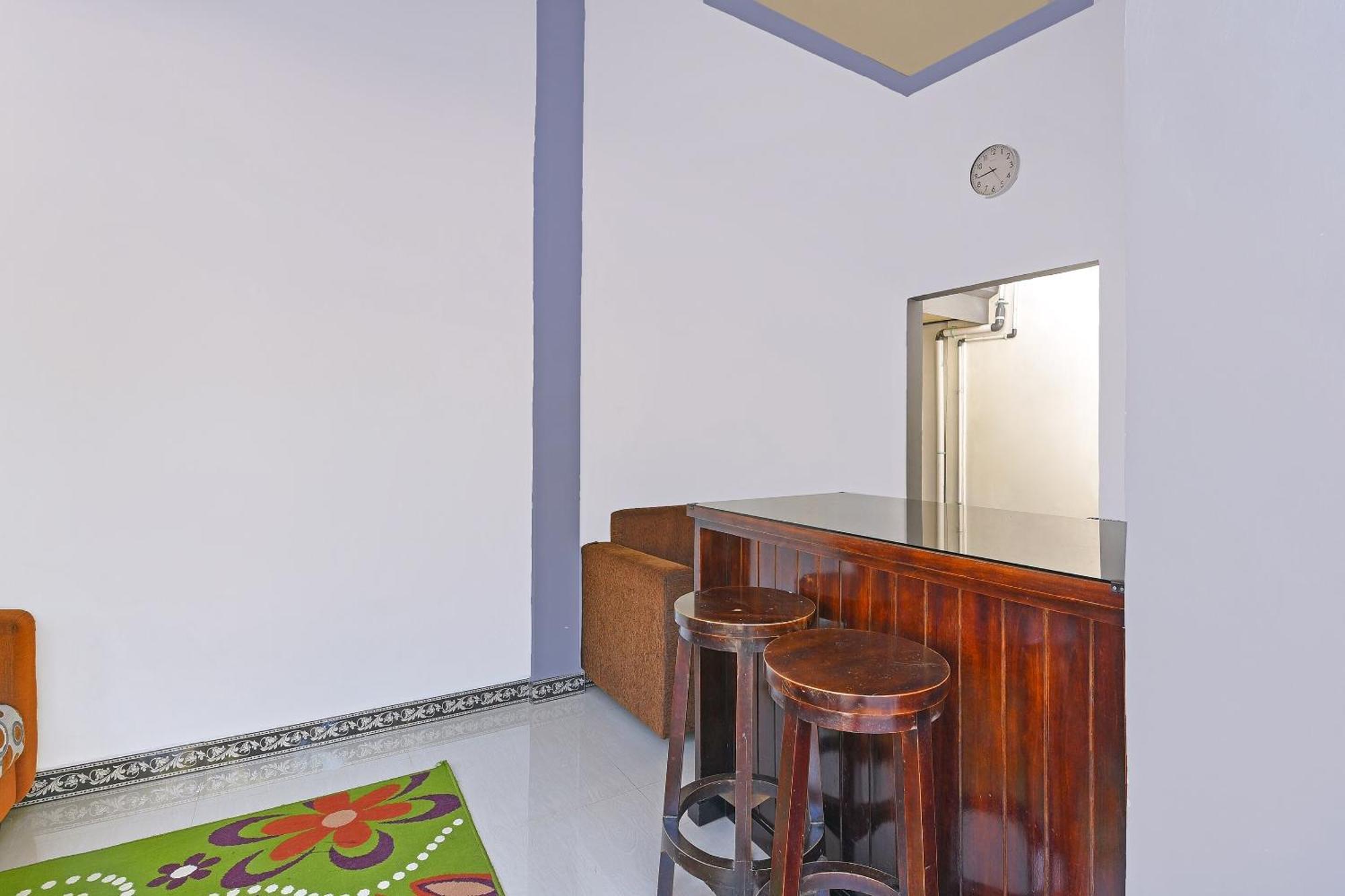 Oyo 91192 Homestay Antara Gilimanuk Esterno foto