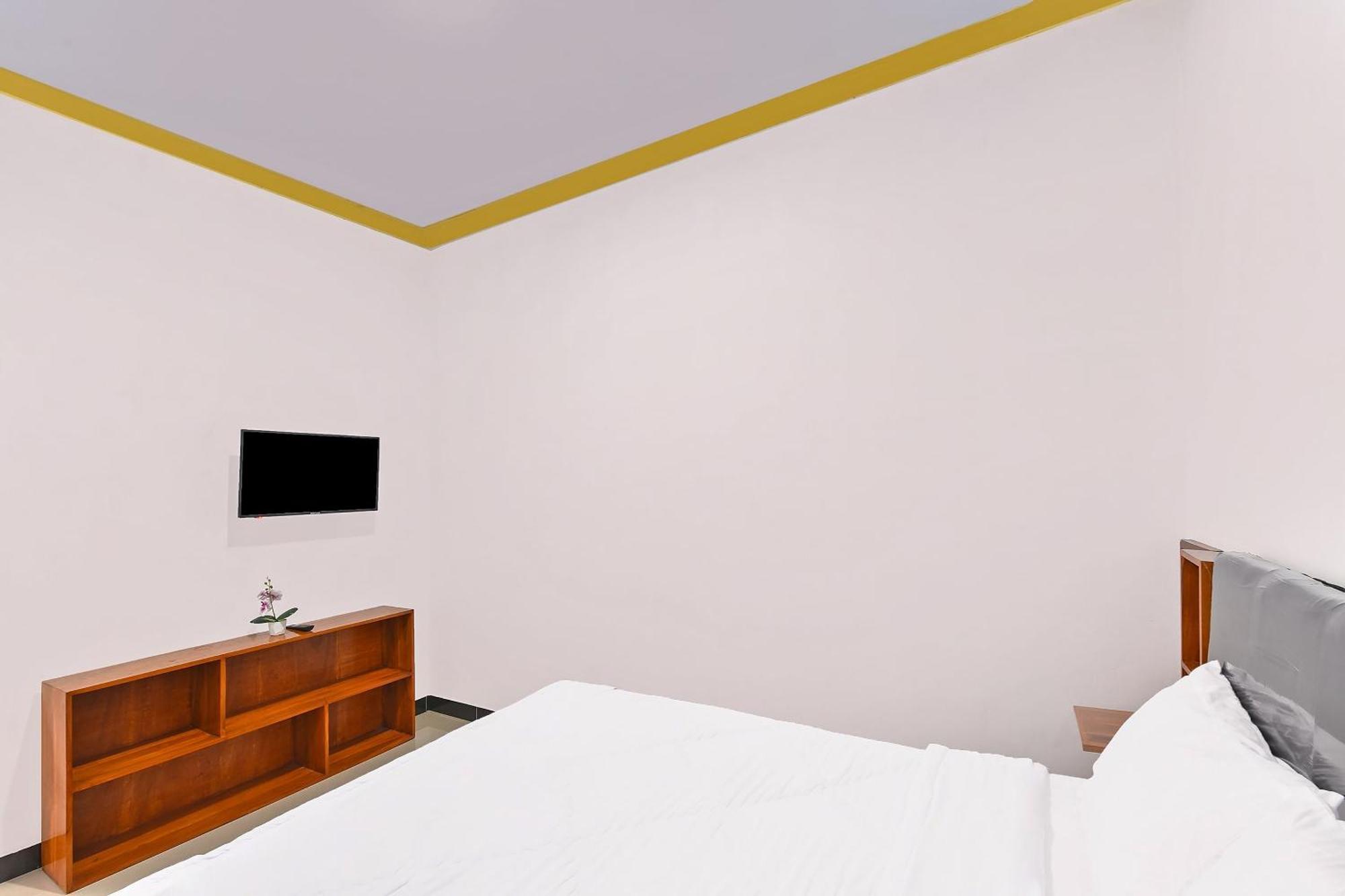 Oyo 91192 Homestay Antara Gilimanuk Esterno foto