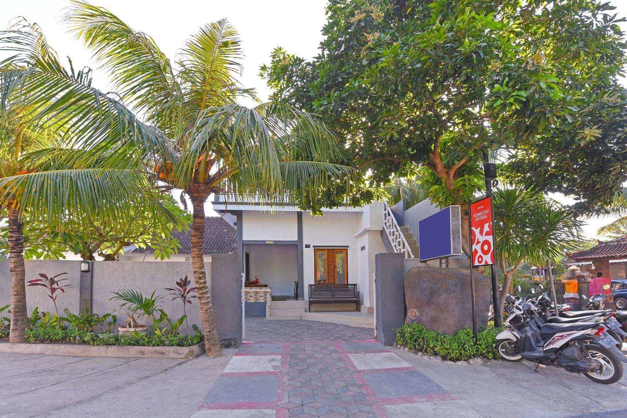 Oyo 91192 Homestay Antara Gilimanuk Esterno foto